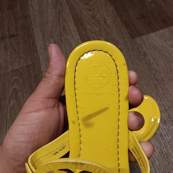 Tory Burch Miller Yellow Women Sandals Sz 5.5 - Picture 5 of 6